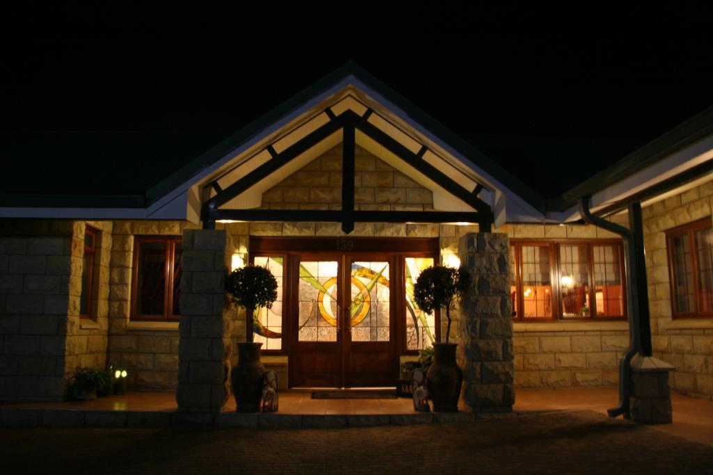 קלרנס Mt Horeb Manor מראה חיצוני תמונה