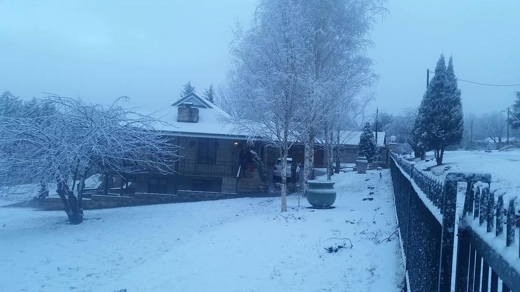 קלרנס Mt Horeb Manor מראה חיצוני תמונה